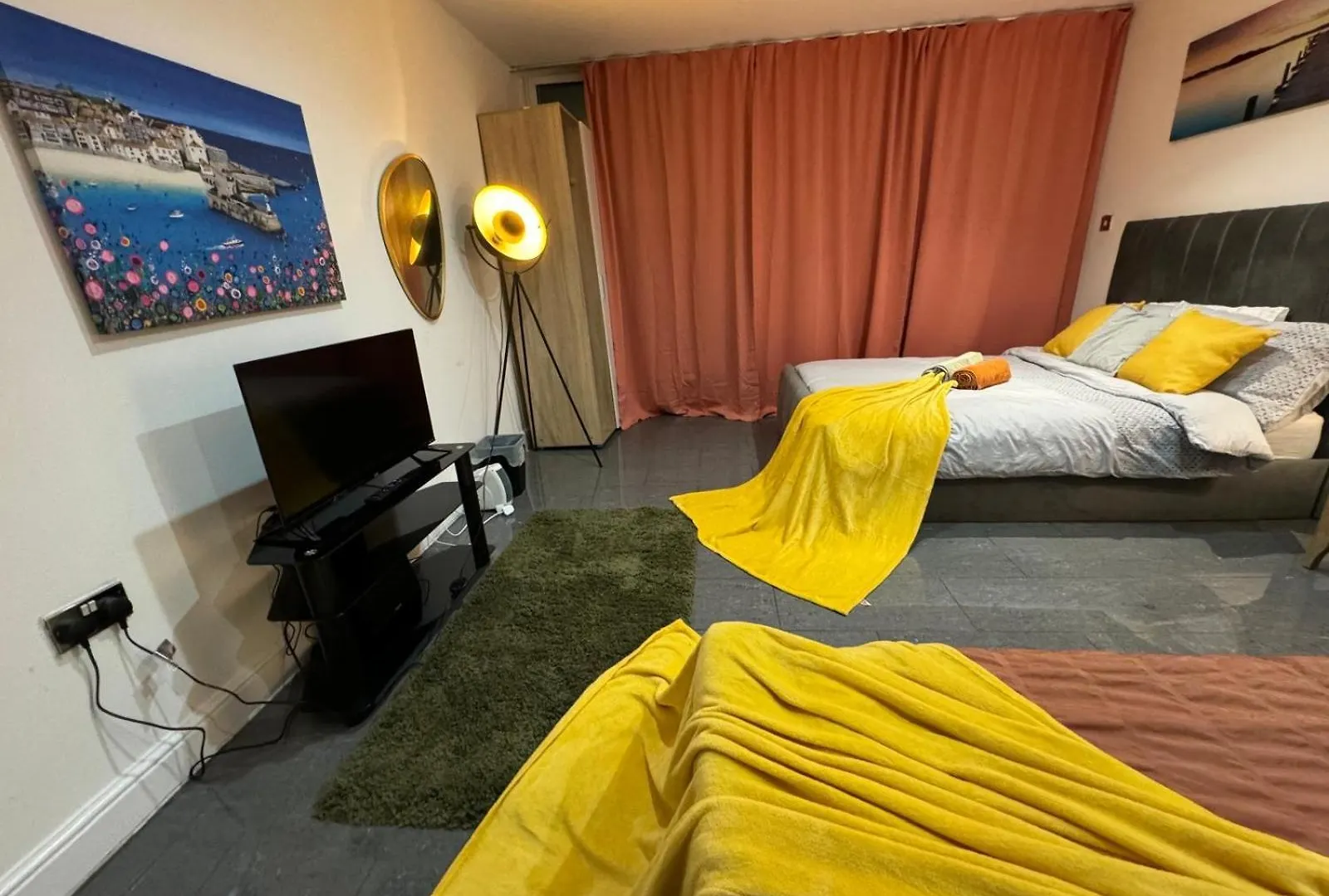Spacious 2 Bedroom Flat In Tower Bridge! E1 Londres Reino Unido