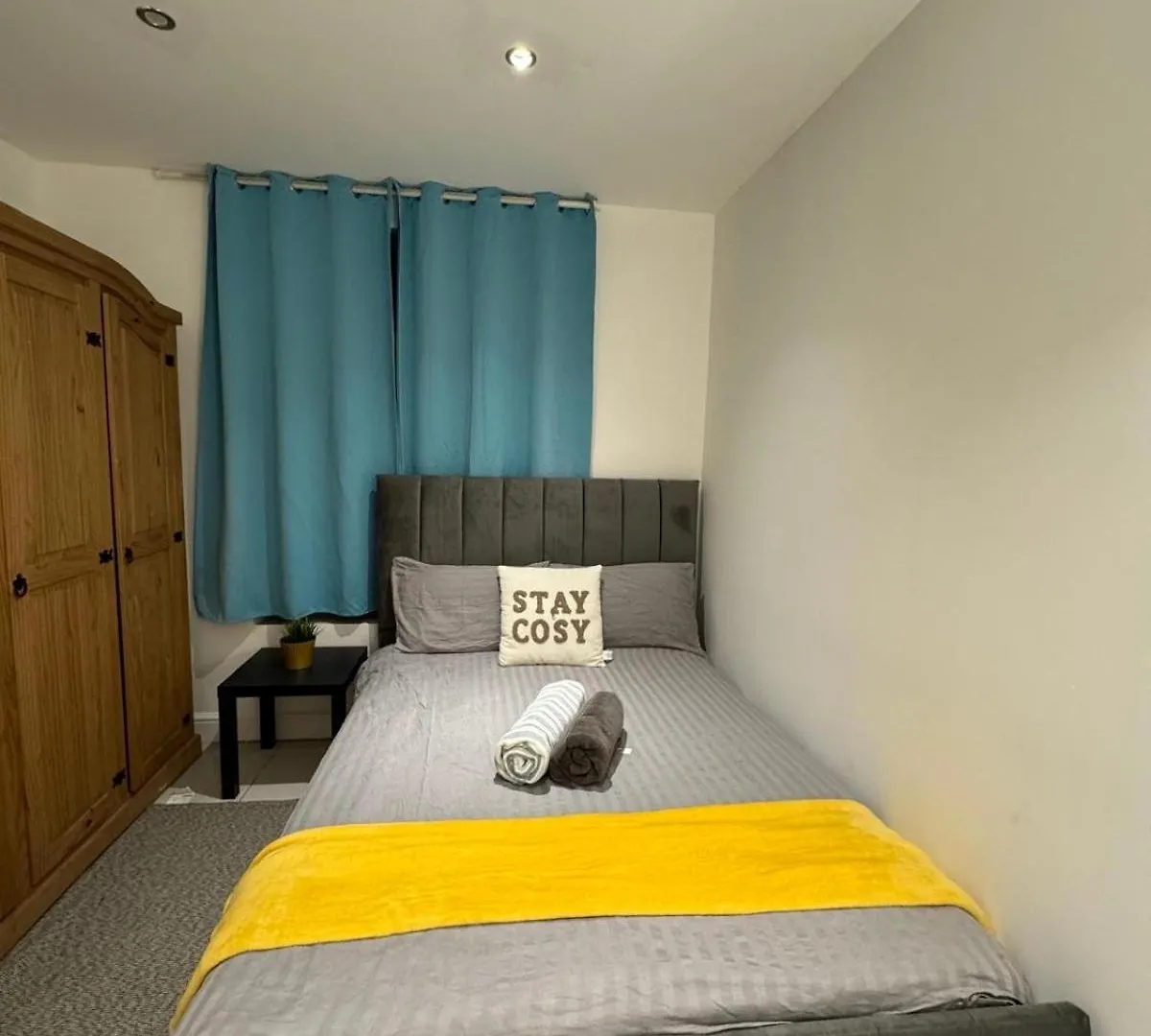 Apartment Spacious 2 Bedroom Flat In Tower Bridge! E1 London
