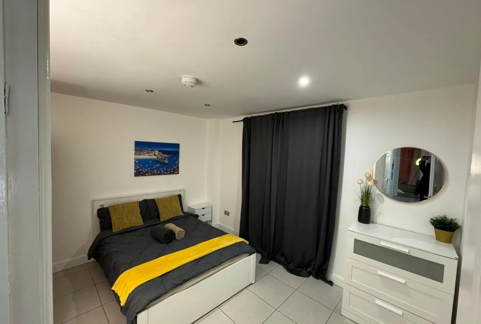 Spacious 2 Bedroom Flat In Tower Bridge! E1 Londres 0*,